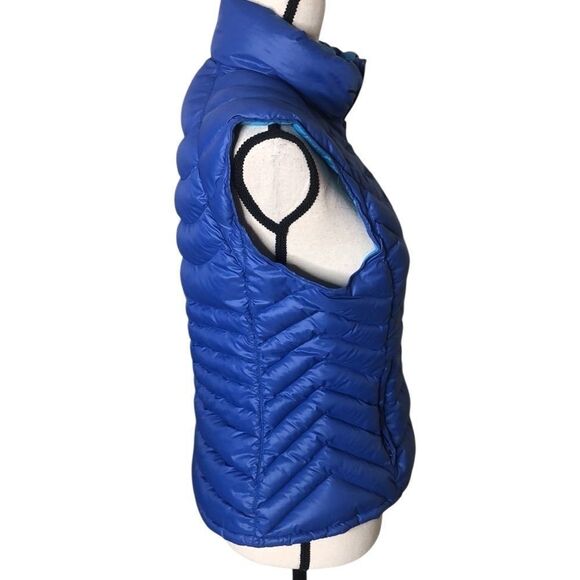 Bernardo Blue Channel Quilt Down Vest Sz M, Packable, Sporty, Outdoors - Picture 4 of 11